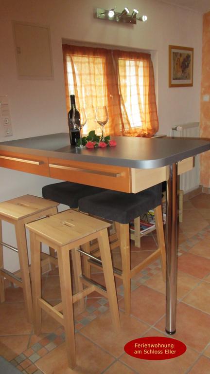 Ferienwohnung Am Schloß Eller - Karlsruher Strasse